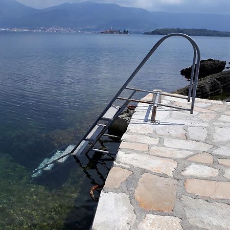 Holiday Home Brinic Τίβατ Εξωτερικό φωτογραφία