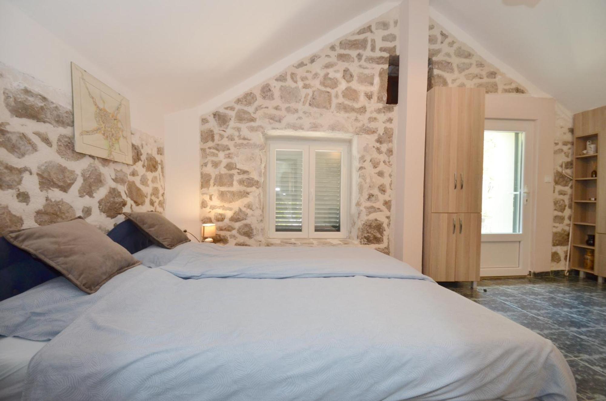 Holiday Home Brinic Τίβατ Εξωτερικό φωτογραφία
