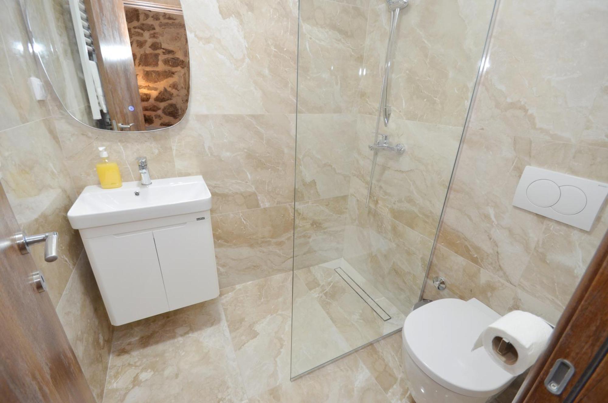 Holiday Home Brinic Τίβατ Εξωτερικό φωτογραφία