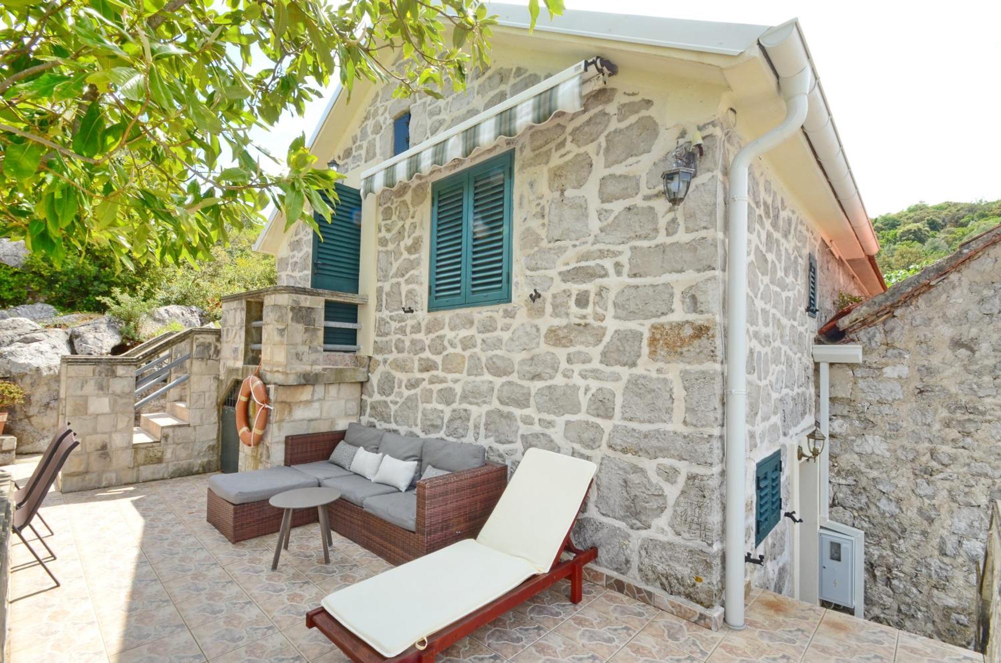 Holiday Home Brinic Τίβατ Εξωτερικό φωτογραφία