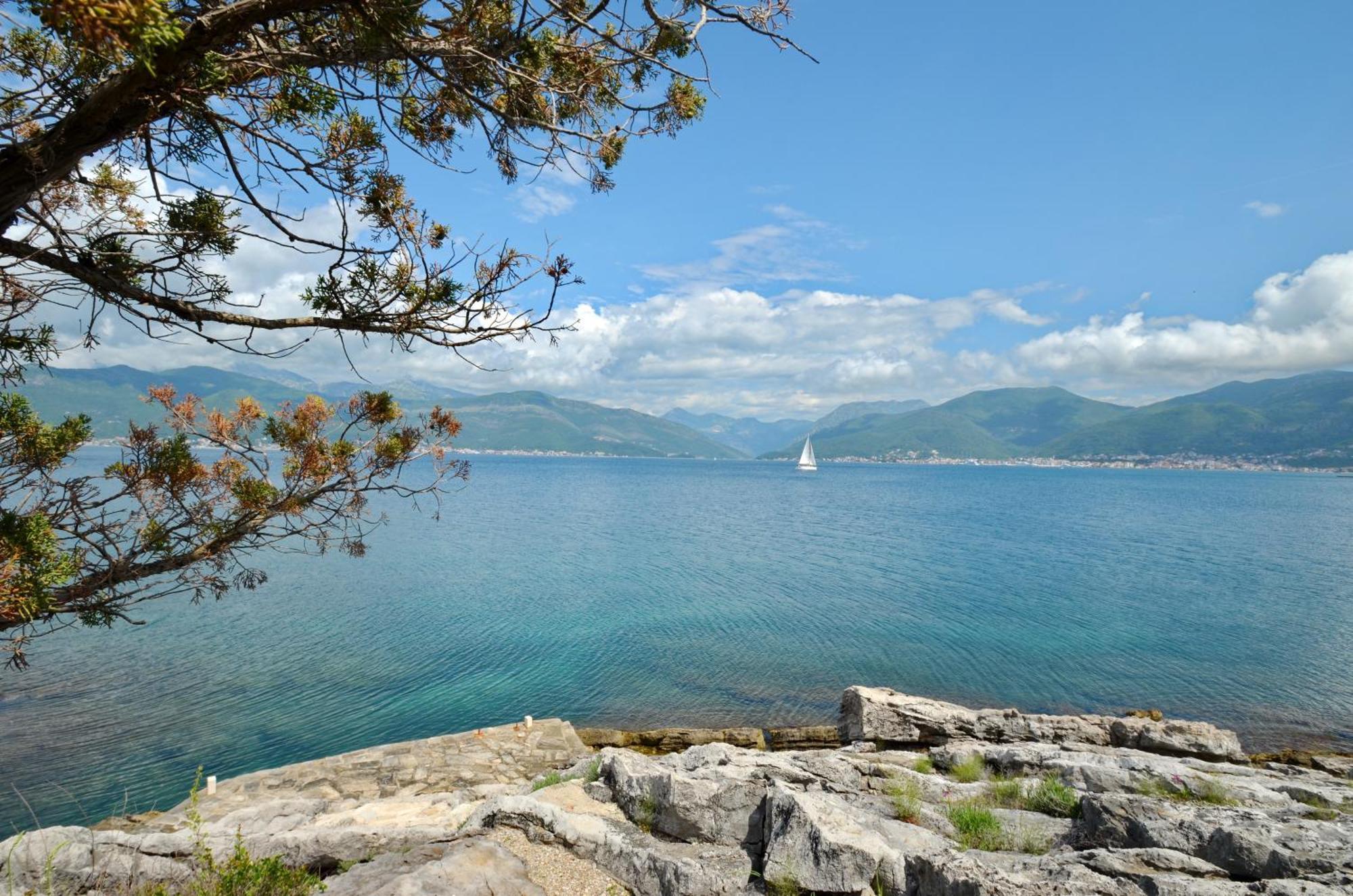Holiday Home Brinic Τίβατ Εξωτερικό φωτογραφία